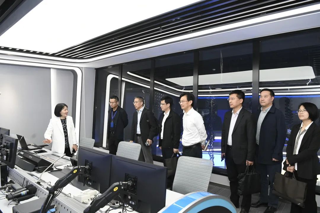 人生就是博集团与杭报集团签订战略合作协议(图4)