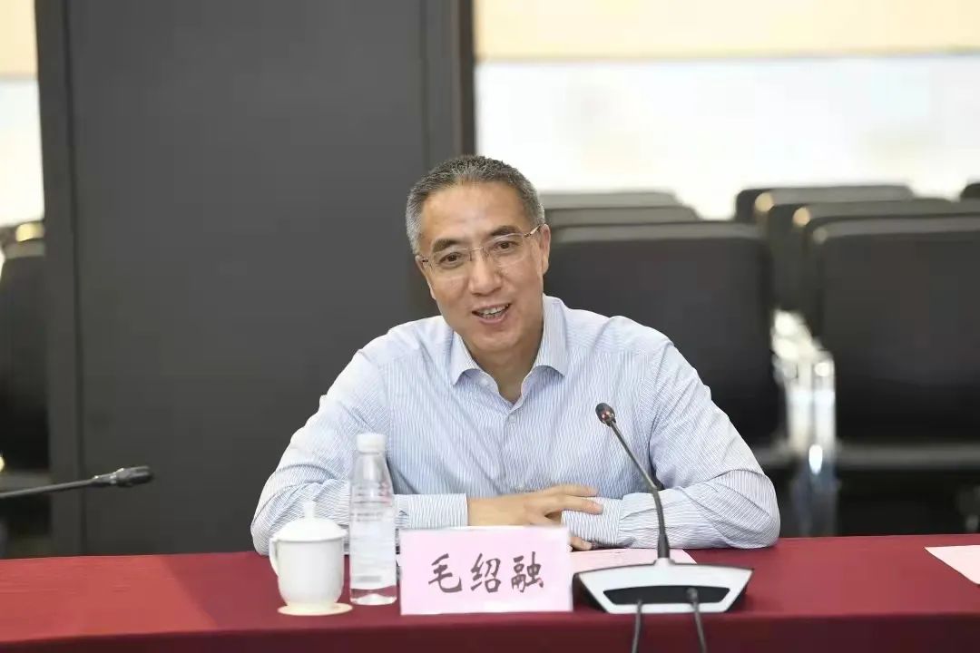 人生就是博集团与杭报集团签订战略合作协议(图2)